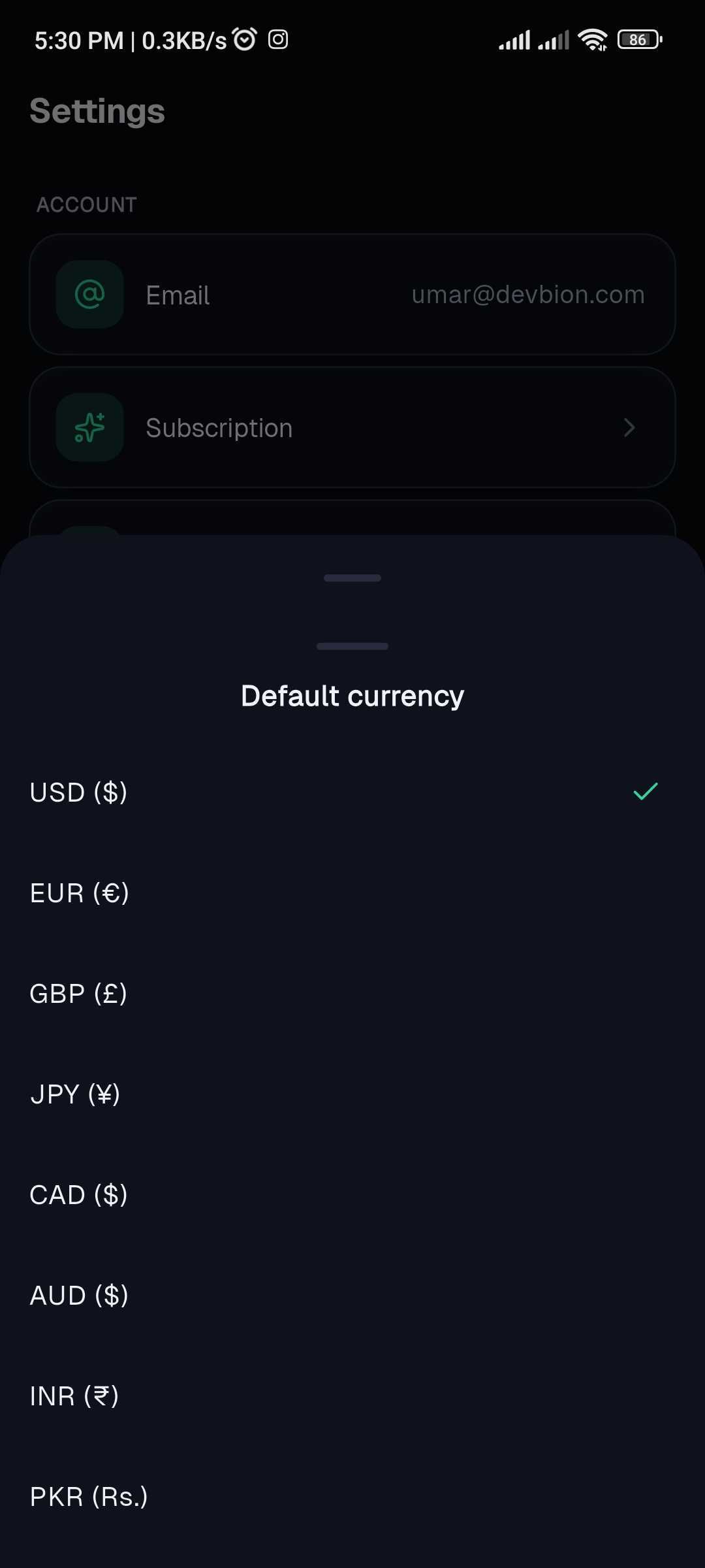 Choosing a default currency on Tapsayve mobile.